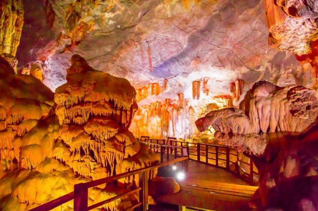 kim quy cave: guide to golden tortoise cave in halong bay