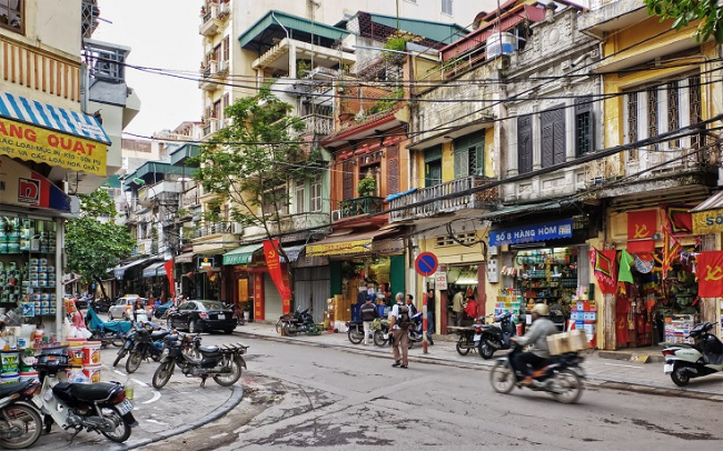 hang bac street hanoi