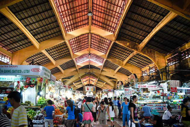 8 best markets in vietnam - go & heat up your shopping spirit!
