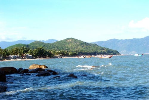 ghenh island: a new tourism destination in phan thiet