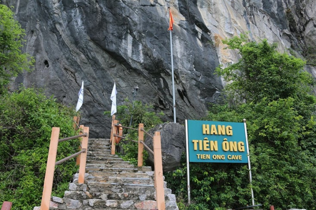 8 magnificent & mysterious halong bay caves to witness at least once