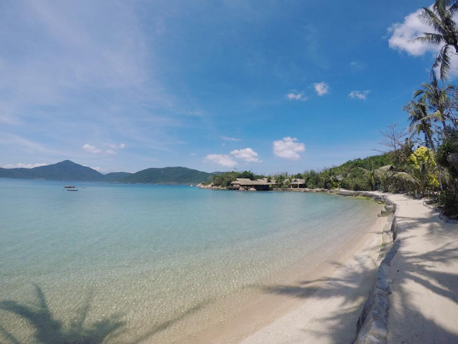 discover the pristine beauty of whale island in nha trang
