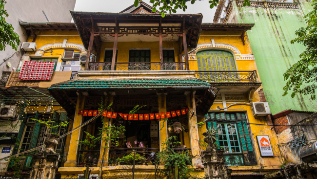 4 important reasons to live in hanoi