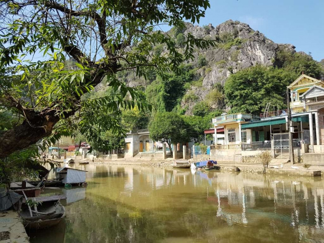an exclusive journey to kenh ga floating village, ninh binh