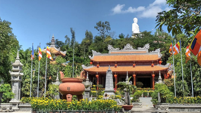 khám phá vẻ đẹp 4 ngôi chùa nha trang nổi tiếng