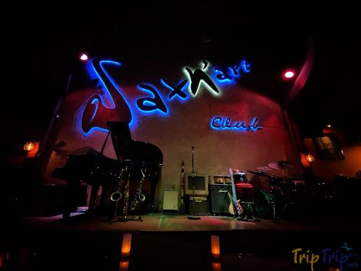 Sax n’ Art Jazz Club - Lê Lợi