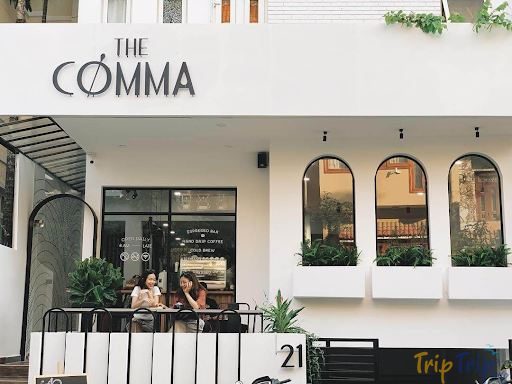 khu ăn chơi nghỉ dưỡng, phú nhuận, tp. hồ chí minh, the comma – quán cà phê với phong cách tối giản