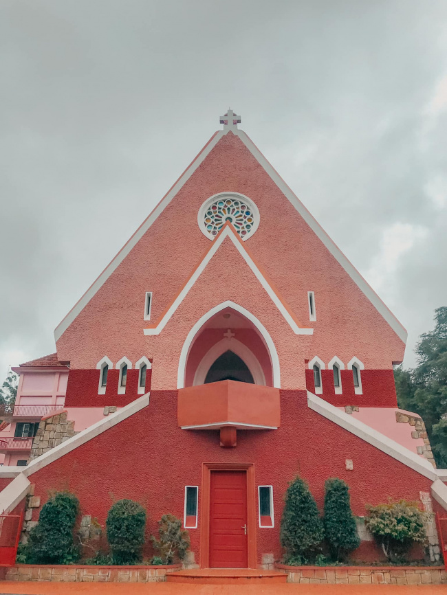 nhà thờ domaine de marie – không gian kiến trúc châu âu