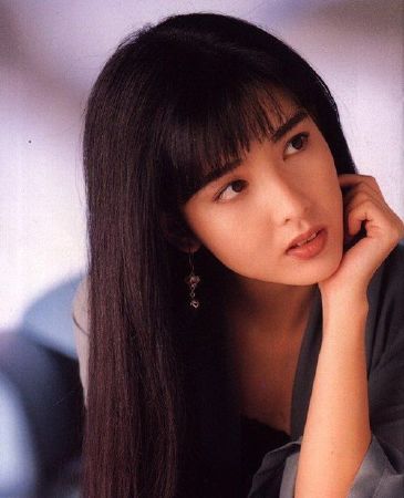 top 10 nữ diễn viên hong kong tuyệt sắc khiến khán giả nhớ mãi thập niên 90