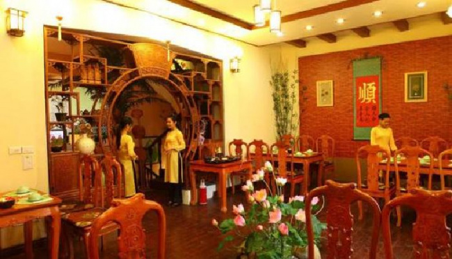 hà nội, nhà hàng sadhu, le tonkin, buffet chay nón xưa, trúc lâm trai, top 10 nhà hàng chay nổi tiếng tại hà nội