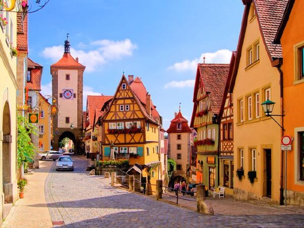làng cổ bibury, thành phố rothenburg, top 8 ngôi làng đẹp nhất thế giới