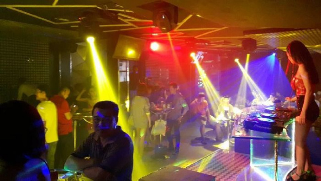 hải phòng, cà phê bar dj music, unite kingdom music bar ở hải phòng, marina cafe shisha, top 8 quán bar nổi tiếng tại hải phòng