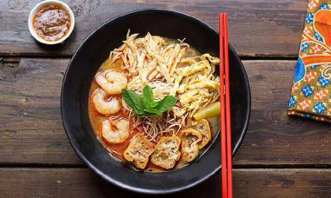 singapore, dim sum, mì hoành thánh, cá đuối nướng, top 10 món ăn nổi tiếng tại singapore