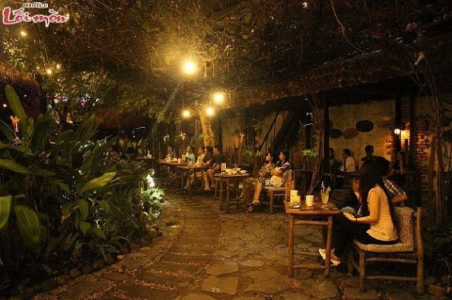 maia lounge cafe, s’cottage, paris deli cafe, awesome cafe, top 8 quán cafe tình nhân quận 7 lãng mạn nhất
