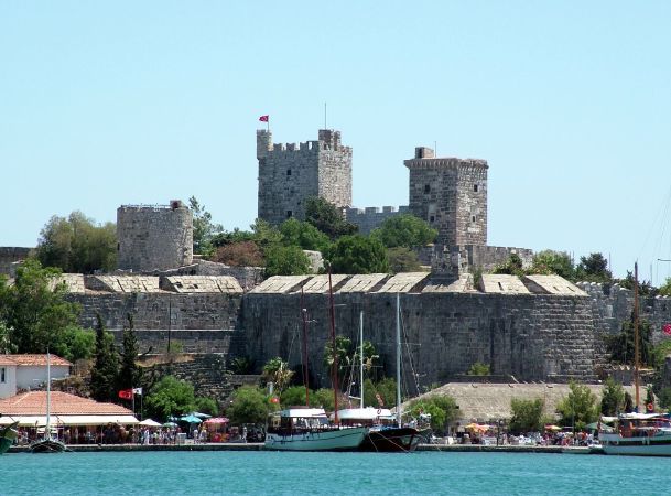 thổ nhĩ kỳ, hagia sophia, cung điện dolmabahçe, thư viện celsus, bãi biển ölüdeniz, top 10 địa điểm đẹp nhất ở thổ nhĩ kỳ
