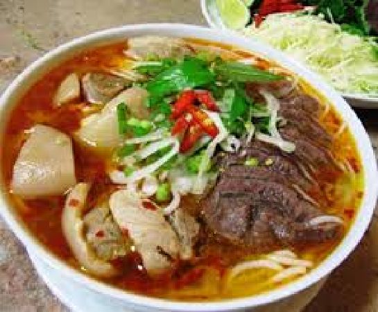 huế, bún bò ngon tại huế, bún bò huế o hiền, bún bò huế huyền anh, top 10 địa chỉ quán bún bò ngon tại huế