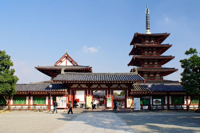 osaka, dotonbori, kaiyukan, tsūtenkaku, shitennō-ji, top 10 địa điểm nhất định phải ghé thăm khi đến osaka, nhật bản
