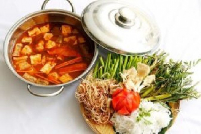 địa điểm ăn uống, món tây âu, nhà hàng thái, lẩu thái chay, vườn nướng roly buffer, ẩm thực singapore, top 10 địa điểm ăn uống tại toàn quốc