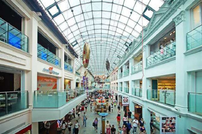 món quà singapore, quần áo thời trang, nước hoa, mĩ phẩm, bánh kẹo, top 6 món quà singapore ý nghĩa nhất