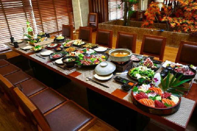 hà nội, lã vọng, sashimi bbq garden, buffet sen việt, top 10 nhà hàng sang trọng tại hà nội