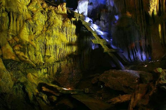 mộc châu, thác dải yếm, đỉnh pha luông, bản pá phách, top 10 địa điểm du lịch mộc châu