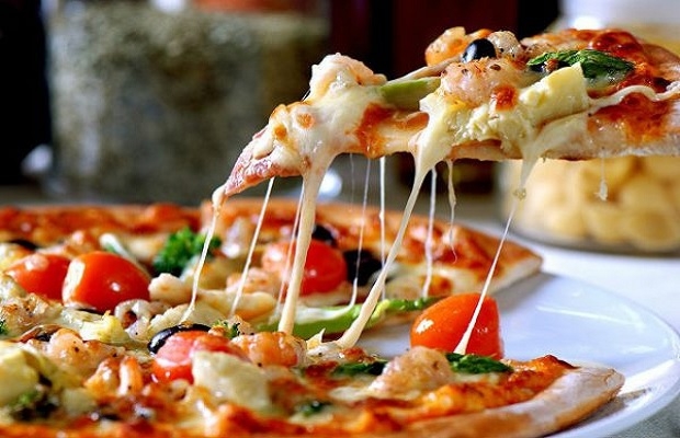 hướng dẫn làm pizza hải sản tại nhà hấp dẫn