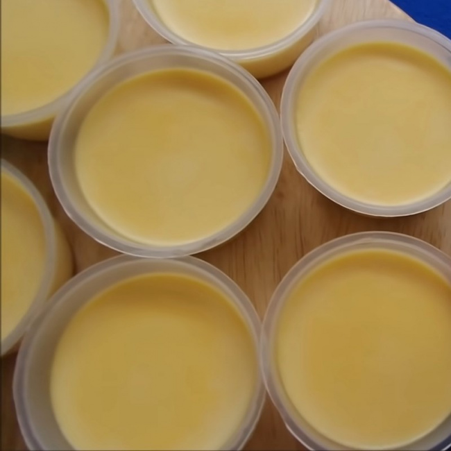 cách làm bánh flan sữa tươi thơm ngon đơn giản tại nhà