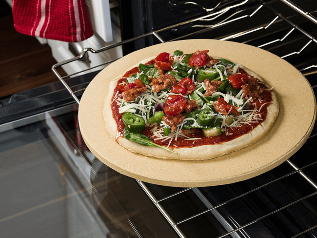 cách làm pizza phô mai ngon béo ngậy tại nhà
