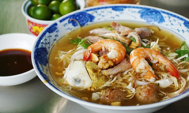 delicious restaurant, moon squirrel cuisine, western cuisine, tell you 5 delicious restaurants in soc trang that are famous throughout the region