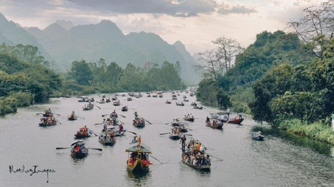 hanoi festival, huong pagoda, traditional festival, traveling hanoi, top 10 unique traditional festivals in hanoi, many impressive cultural activities