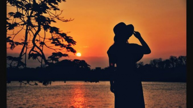 hue tourism, where to watch the sunset in hue, beautiful sunset spots in hue
