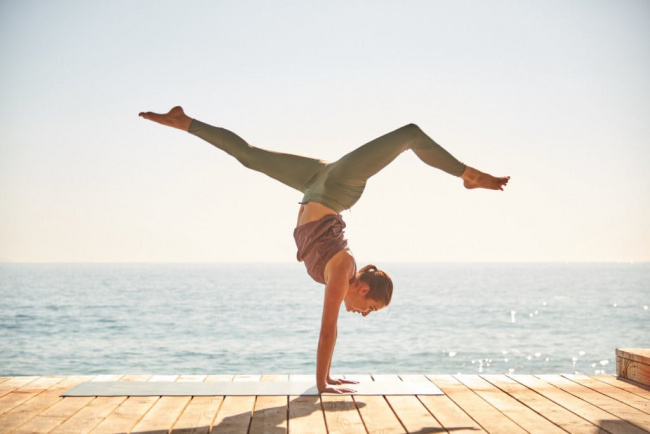 tập yoga có lợi ích gì cho các vận động viên?
