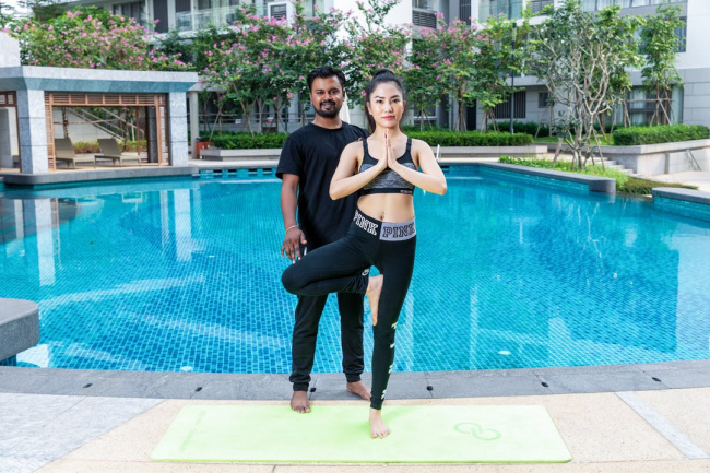 chữa đau khớp gối bằng bài tập yoga đơn giản, an toàn tại nhà
