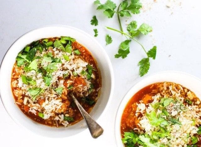 Hani quinoa për të humbur peshë, kështu që është e shijshme dhe e çuditshme me 22 pjata kreative