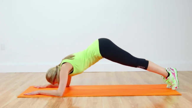 bài tập plank 5 phút hàng ngày giúp tăng sức mạnh cơ trung tâm
