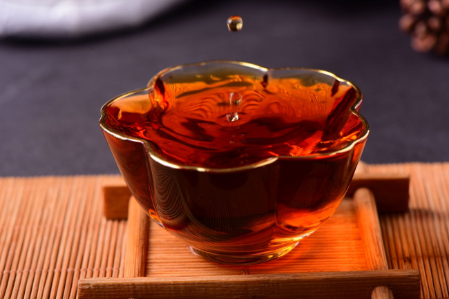 trà phổ nhĩ có nét đặc trưng không thể trộn lẫn trong giới trà đạo