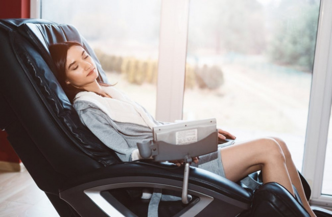 ghế massage: chăm lo cho sức khỏe người dùng