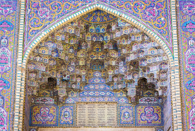 kiệt tác nhà thờ hồi giáo đẹp nhất thế giới nasir al-mulk mosque ở shiraz (iran)