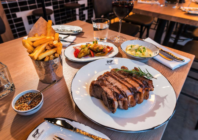 top 5 nhà hàng steak chất lượng tương xứng giá tiền ở hà nội