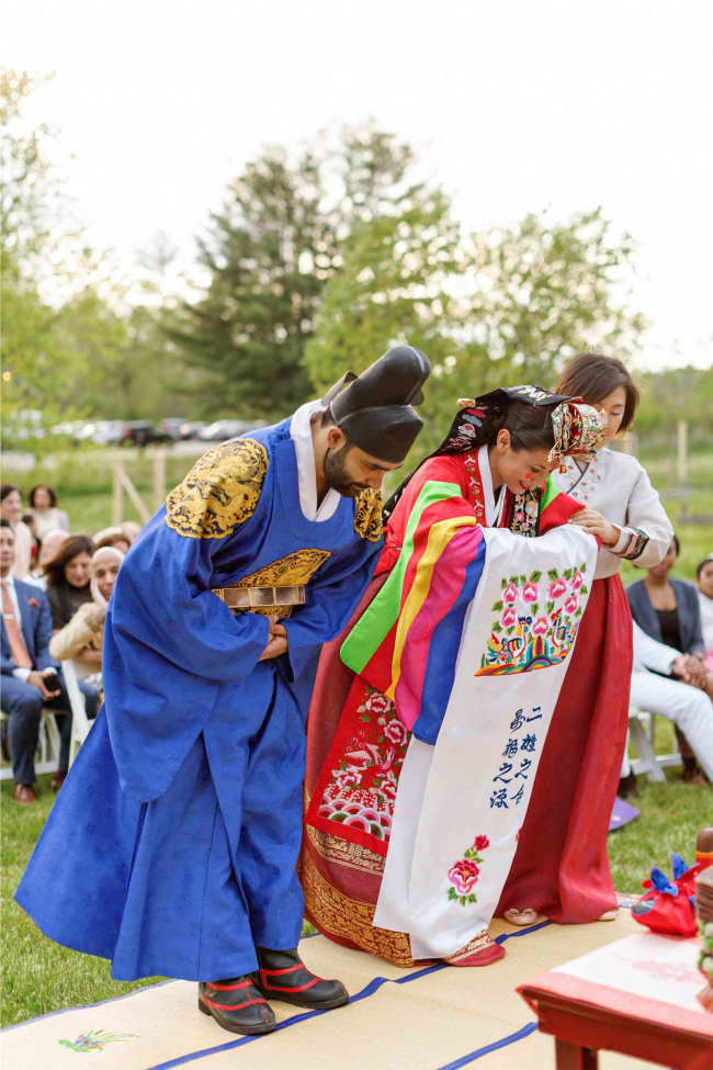 trang phục cưới truyền thống của các quốc gia châu á
