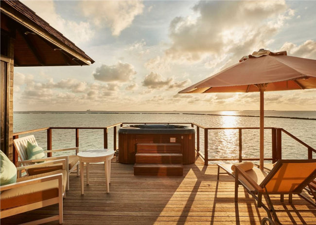 khám phá 8 resort 5 sao hàng đầu cho kỳ nghỉ tại maldives