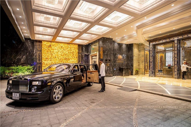 bên trong khách sạn the reverie saigon có giá 300 triệu/đêm tại tp.hcm