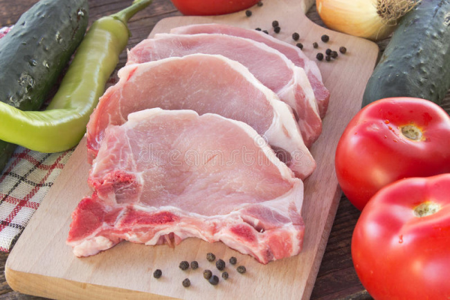 cách nấu thịt lợn, thịt mềm thơm, cách khử mùi tanh, thịt lợn, thịt lợn ngâm nước này trước khi nấu đảm bảo hết sạch mùi tanh