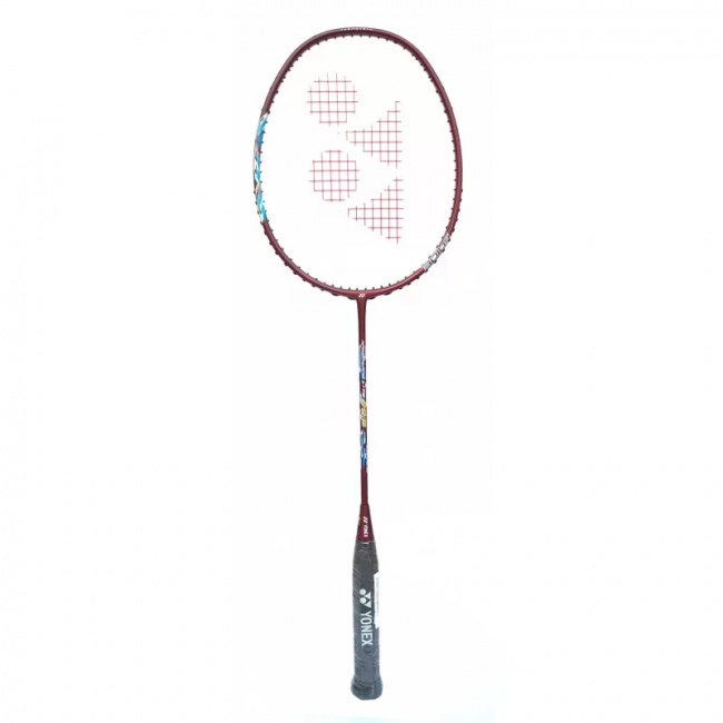 top vợt cầu lông yonex nhẹ dành cho người có cổ tay yếu
