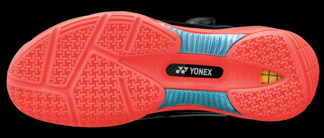 yonex 88 dial 2: cải tiến tối đa độ ôm chân với hệ thống boa fit