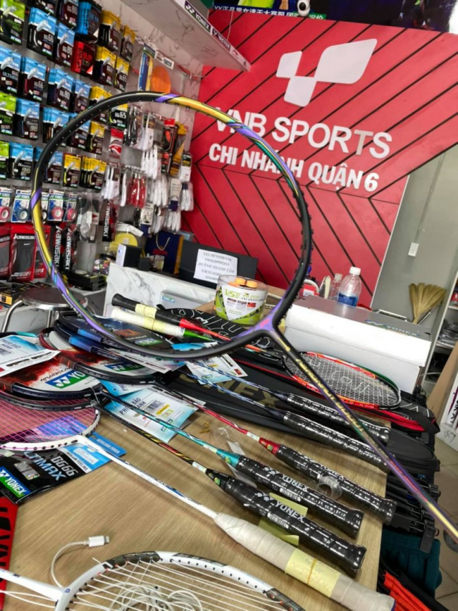 đâu mới là cửa hàng bán vợt cầu lông ở quận 6 chất lượng nhất ?