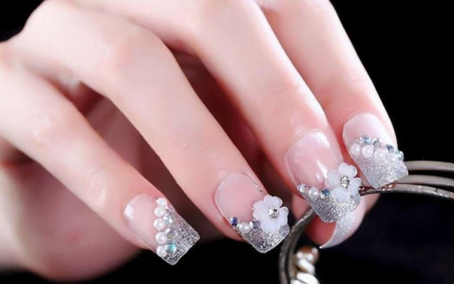 nail đẹp, các mẫu nail đính đá đẹp đơn giản và sang trọng hot nhất 2022