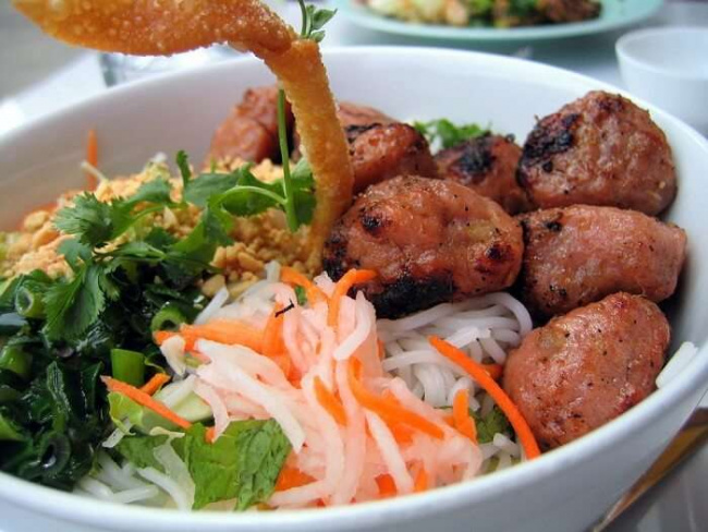 vietnam, top restaurants in hue for an authentic culinary affair while backpacking in vietnam