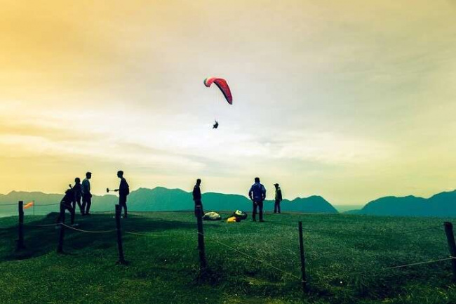 vietnam, paragliding in vietnam: top 10 places that are perfect for an enthralling vacay in 2022!