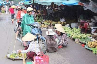 vietnam, 10 best places for shopping in hue on your vietnam tour
